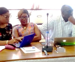 participants at the at the land rights act messaging workshop held in monrovia ms martha summerville and ms musu london of lla and mr nyah flomo of parley